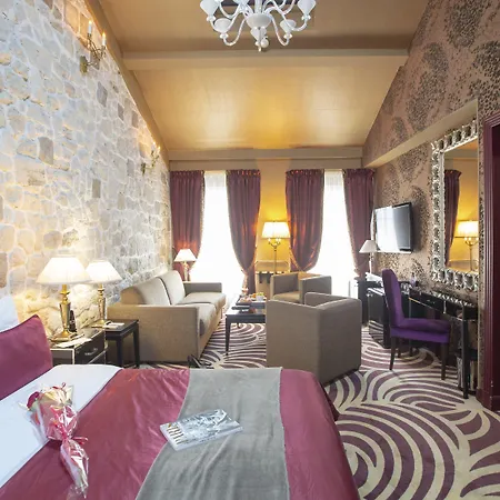 Du Beaumont Hotel 4*