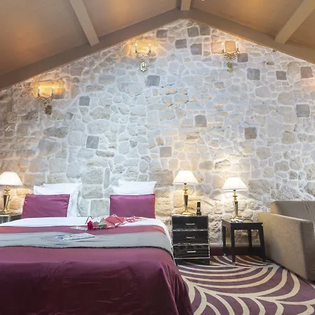 Du Beaumont 4*