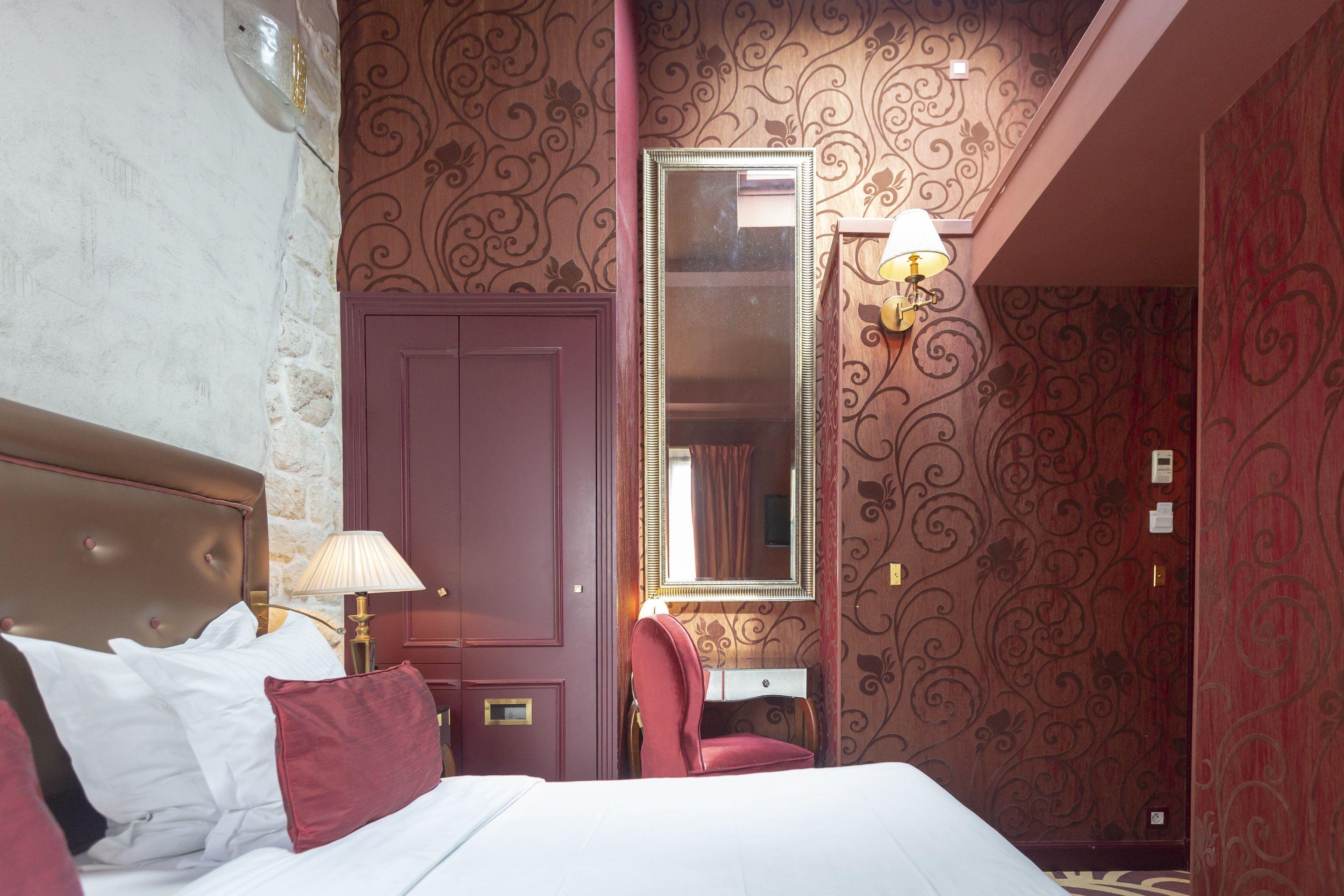 Hotel Du Beaumont Paris